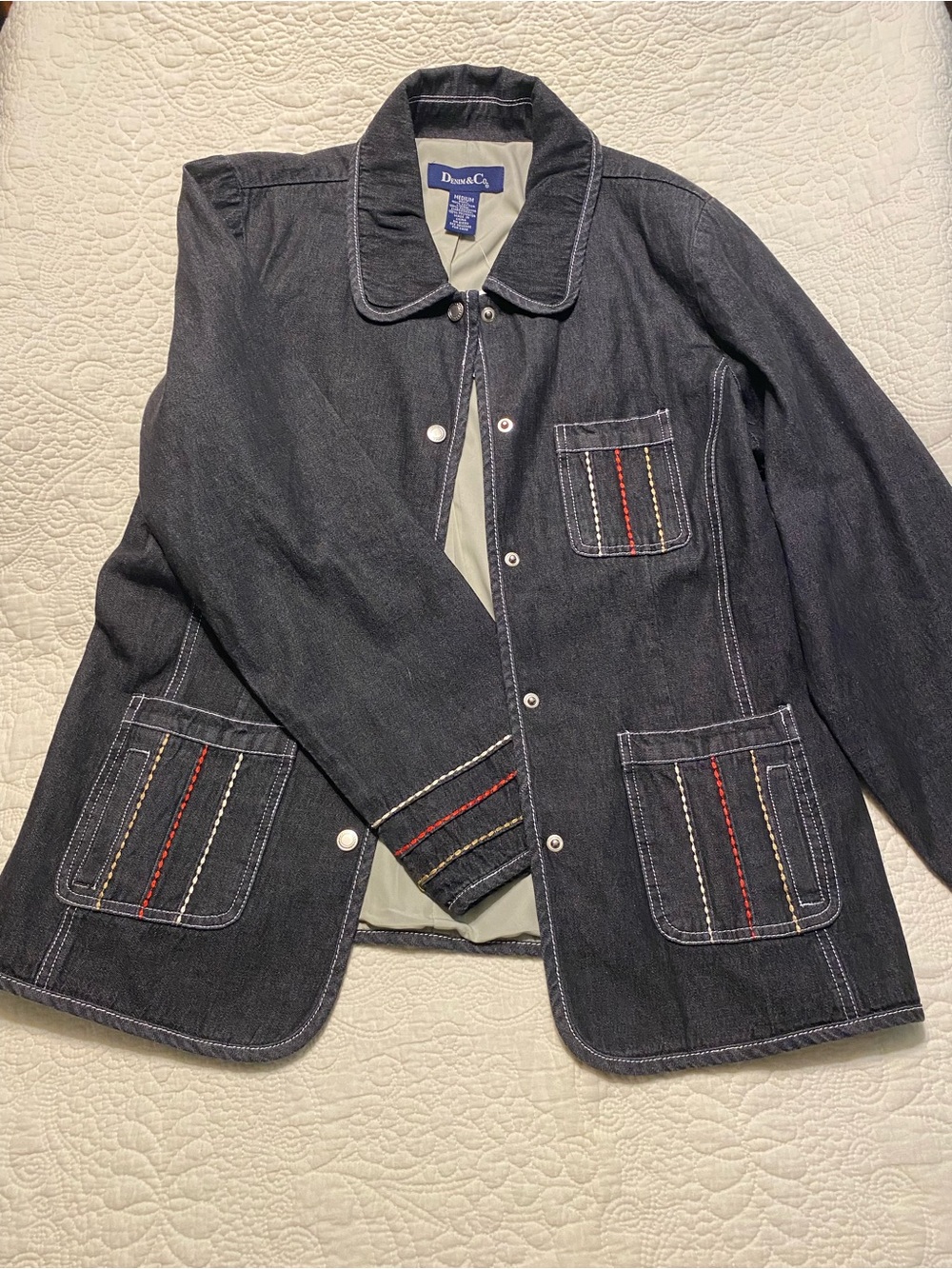 Denim&Co Dark Black Denim Jacket with Multicolor Topstitch